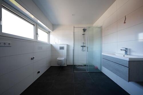 Foto - 7 Zimmer Mehrfamilienhaus, Wohnhaus in Lustadt