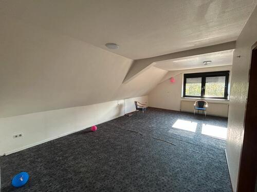 Foto - Große Mietwohnung ab sofort in Lauingen zu vermieten !