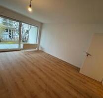 Renoviertes 1-Zimmer-Apartment mit großem Balkon & TG-Stellplatz - Oestrich-Winkel