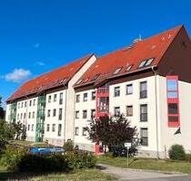 4 Raum Wohnung mit Einbauküche, Balkon und Burgblick - Augustusburg
