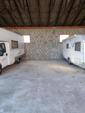 Foto - Stellplatz für Großen Wohnwagen