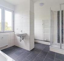 Große zusammengelegte Wohnung mit ca. 120 m² - Hoyerswerda