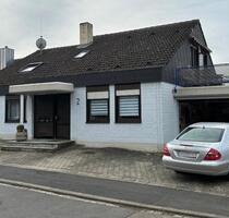 Möblierte 2 Zimmer Wohnung mit Küche und Bad in Randersacker