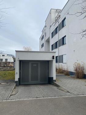 Foto - Tiefgaragen-Stellplatz, Am Schäfflerbach nähe City Galerie