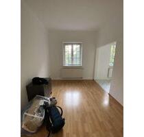 Wohnung am Friedenspark nähe Uniklinik mit Einbauküche - Leipzig Südost