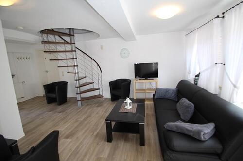 Foto - Monteurzimmer Monteurwohnung Varel 1-35 Pers. 0173 8483965 WIFI
