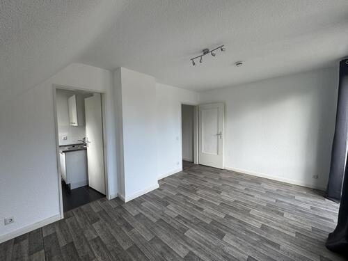 Foto - Modernisierte 1,5 -Zimmer-Wohnung mit ca. 36 m² Wohnfläche in zentraler Lage von Seevetal-Maschen