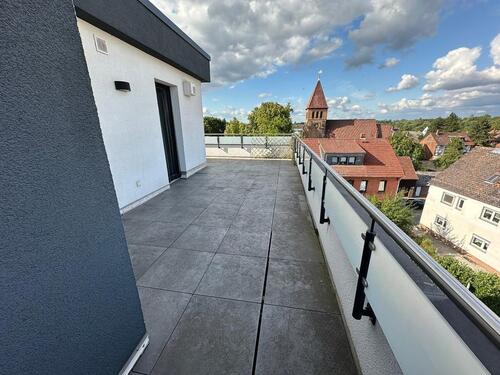 Foto - Modernes Penthouse mit großzügiger Dachterrasse