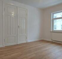 Frisch renovierte 4-Zimmerwohnung in der Mozartstraße mit Gartenidylle - Schwerin