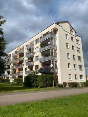 Foto - 2-Zimmer-Wohnung 55 m2 Fahrstuhl Balkon, EBK, Senioren bevorzugt