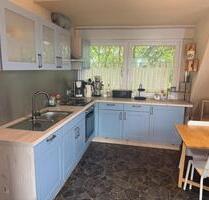 Wohnung zu vermieten - 900,00&nbsp;EUR Kaltmiete, ca.&nbsp; 100,00&nbsp;m&sup2; in Gronau (Leine) (PLZ: 31028)