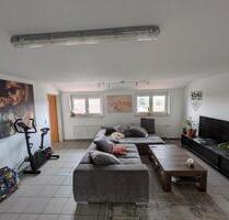 3,5-Zimmer-Wohnung mit Balkon & Tiefgarage – ab sofort Absprache - Konstanz Konstanz-Fürstenberg