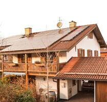 Doppelhaushälfte mit Garage, Carport & PV-Anlage in ruhiger Lage - Königsdorf
