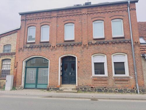 Foto - Erdgeschosswohnung mit EBK, Gartennutzung, großzügiger Dusche