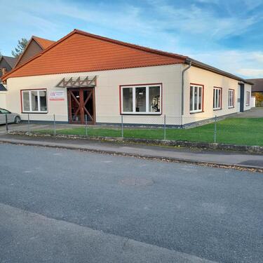 Foto - Vermietung Gewerbehallen - 2.465,00&nbsp;EUR Kaltmiete, ca.&nbsp; 2,90&nbsp;m&sup2;