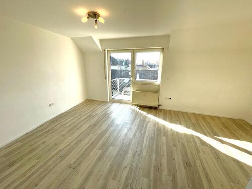 Foto - 2 Zimmer Dachgeschoßwohnung zur Miete in Mannheim