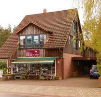 Wohnen im Grünen: Maisonette mit Dachterrasse, Garage & Carport - Wulfsen Wohnen im Grünen: Maisonette mit Dachterrasse, Garage & Carport - Wulfsen
