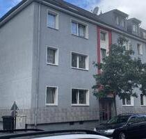 Neu renovierte 3 Zimmer Wohnung,Terrasse, Garten,neue Einbauküche - Duisburg Beeck