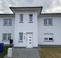 Helle Wohnung mit Gartennutzung und PKW Stellplatz in Zernsdorf - Königs Wusterhausen Kablow