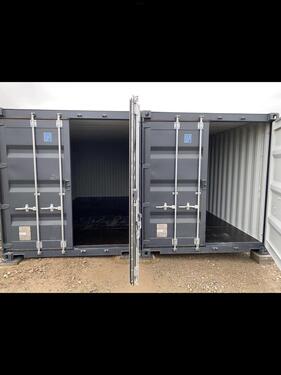Foto - Lager Garage Stellplatz Lagerplatz Container
