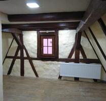kleines authentisches Fachwerk-Stadthaus mitten in Heideck