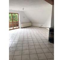 5,5 Zimmer-Maisonettewohnung (Feldrandlage) - Leinach