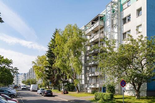 Foto - Wir sanieren für Sie: 2-Zimmerwohnung mit Balkon und Aufzug!