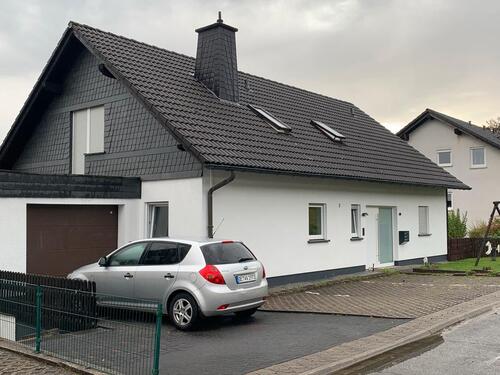 Foto - Wohnung zum vermieten 82qm +-2 - 12,00 EUR Kaltmiete,