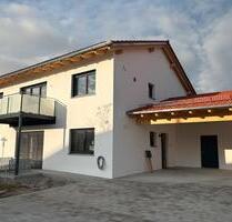 ERSTBEZUG - sehr schöne 3 Zimmerwohnung in Sünching zu vermieten