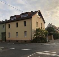 4 Zimmer Wohnung 90qm renoviert - Eppelheim