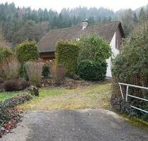 Haus mit großem Grundstück in Epfendorf, Kreis Rottweil - Oberndorf am Neckar