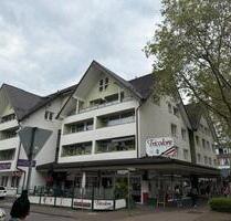 Großzügige 4-Zimmer-Wohnung mit Aufzug direkt am Opladener Platz - Leverkusen Großzügige 4-Zimmer-Wohnung mit Aufzug direkt am Opladener Platz - Leverkusen