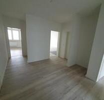 4-ZWG mit Balkon, Wunstorf Kernstadt, Generalsaniert