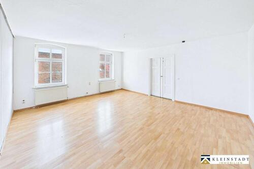 Foto - Dein Zuhause mit Geschichte – 3-Zimmer-Altbauwohnung auf der Stadtinsel