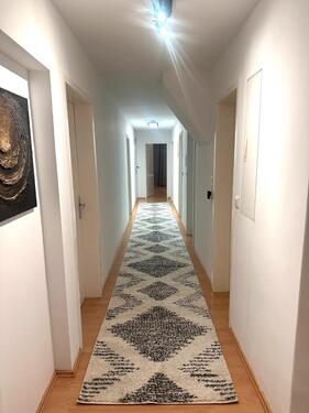 Foto - Große 4-Zimmer-Wohnung mit 2 Balkonen