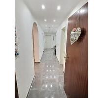 Großzügige 4-Zimmer Erdgeschosswohnung im Zentrum Markgröningen