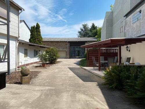 Foto - 10 Zimmer Bauernhaus, Landhaus zum Kaufen in Böhl-Iggelheim