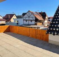 Helle 2-Zimmer-Wohnung mit 45 m² Süd-Sonnenterrasse & Einbauküche - Bahlingen am Kaiserstuhl