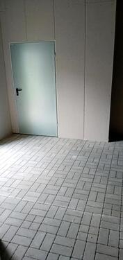 Foto - L1112: Selbstlager Selfstorage XXL-Garagen-Lagerraum zu vermieten. Haus-Wohnung-Lagerbox, Storepark, Stellplatz-Möbel-Küche, Kein Seecontainer, kein Lagercontainer, keine Storebox, Lagerhalle