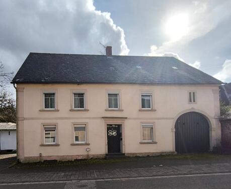 Foto - Einfamilienhaus Bauernhaus - 130.000,00&nbsp;EUR Kaufpreis, ca.&nbsp; 183,00&nbsp;m&sup2;