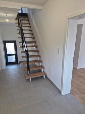 Foto - Einfamilienhaus zur Miete - 1.100,00&nbsp;EUR Kaltmiete, ca.&nbsp; 95,00&nbsp;m&sup2;