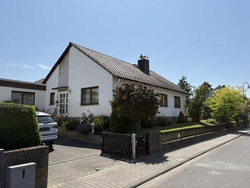 Foto - 7 Zimmer Einfamilienhaus zum Kaufen in Ober-Mörlen