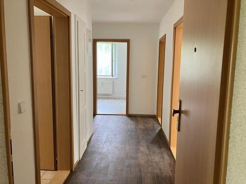 Foto - Helle 3-Raum-Wohnung (66 m²) im 1. OG – ruhig & sofort verfügbar