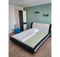 Schöne möblierte 1 Zimmer Apartments,Balkon,1 Person, komp. Preis - Böblingen