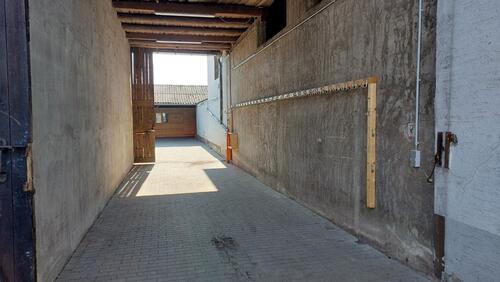 Foto - 150qm abgeschlossene Lagerfläche in Scheune und Überdachung