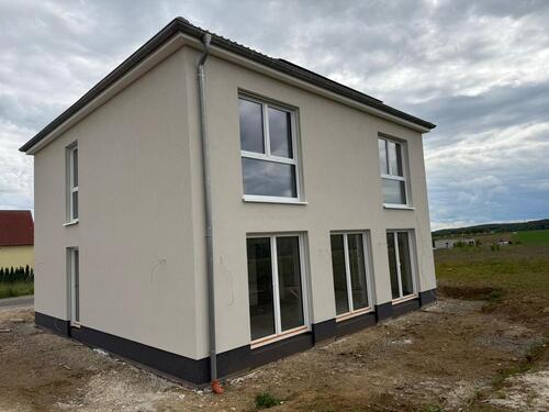 Foto - Erstbezug großes Einfamilienhaus mit PV-Anlage Küche gute Lage