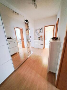 Foto - Großzügige 5-Zimmerwohnung mit privatem Stellplatz auf Kaßberg