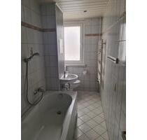 Wohnung zu vermieten - 280,00&nbsp;EUR Kaltmiete, ca.&nbsp; 60,00&nbsp;m&sup2; in Weißenfels (PLZ: 06667)