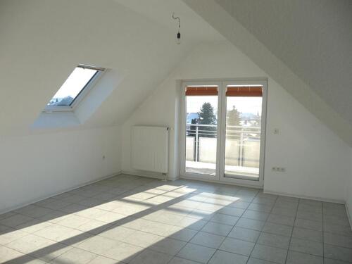Foto - 2.5 Zimmer Dachgeschoßwohnung zur Miete in Niederaula