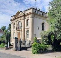 Repräsentative Traum- Etage in top sanierter Stadtvilla am Fluss - Herford
